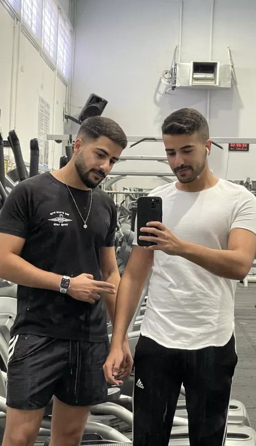 Wanna go on a double date? Wanna go on a double date?