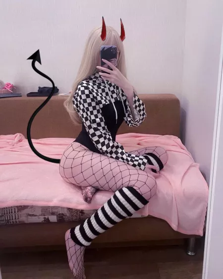 wanna hangout in my room with me?π wanna hangout in my room with me?π