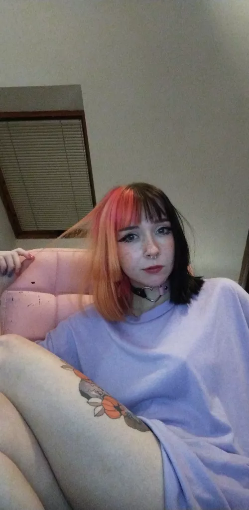 Wanna help me undress? 💜