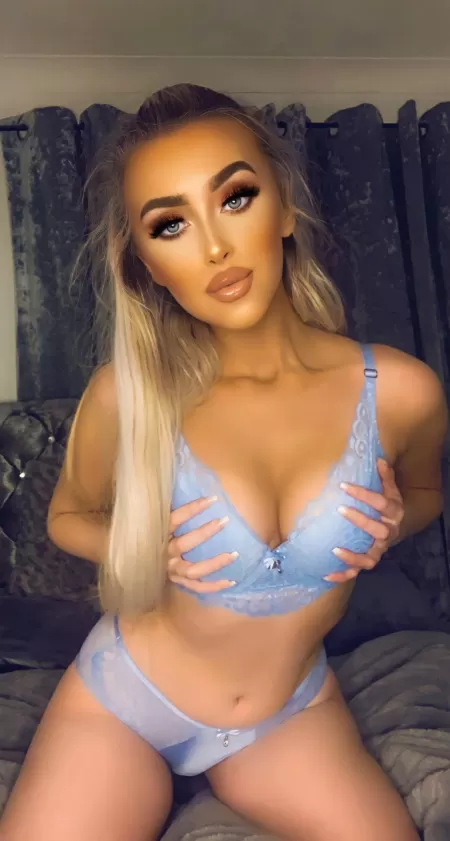 Wanna hold them for me?π₯Ί