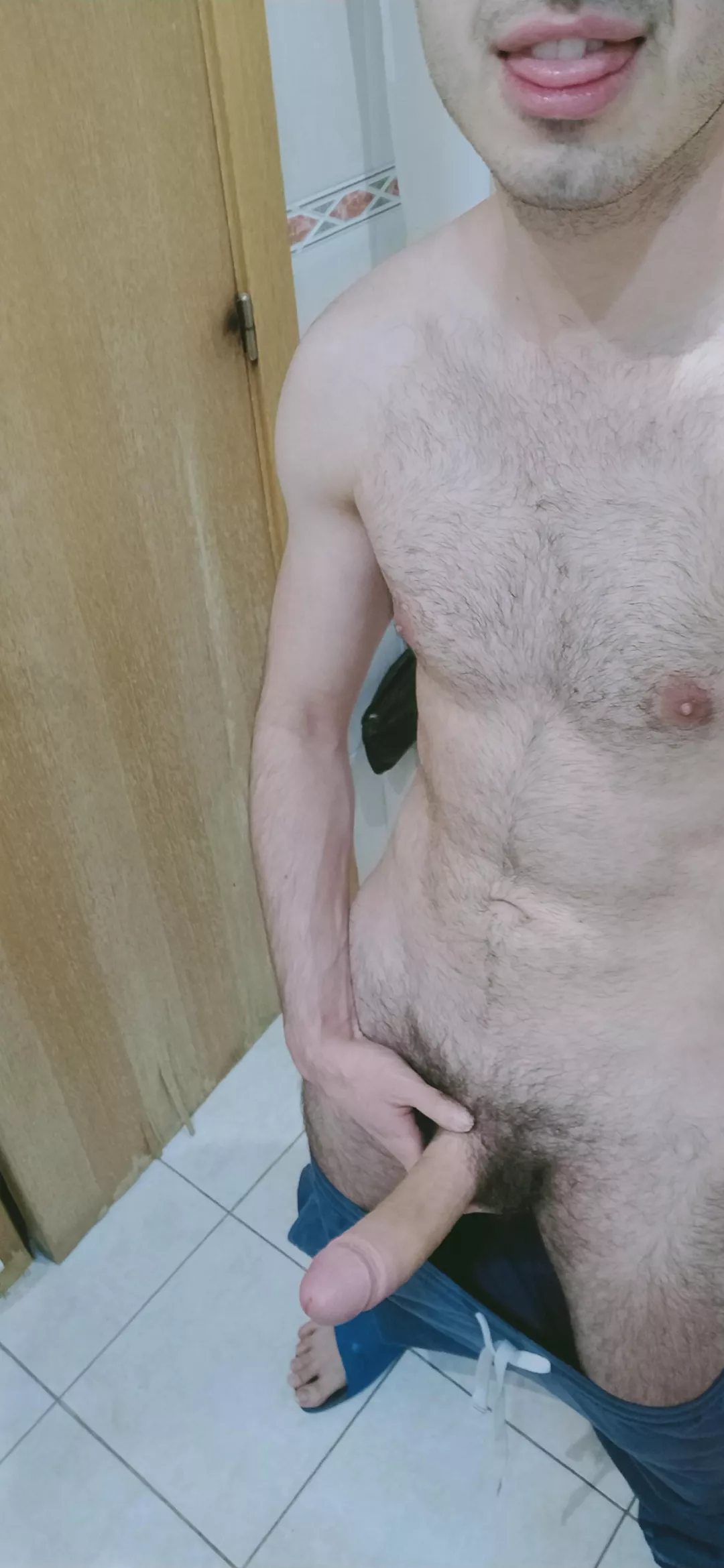 Wanna know if I should shave or not :)