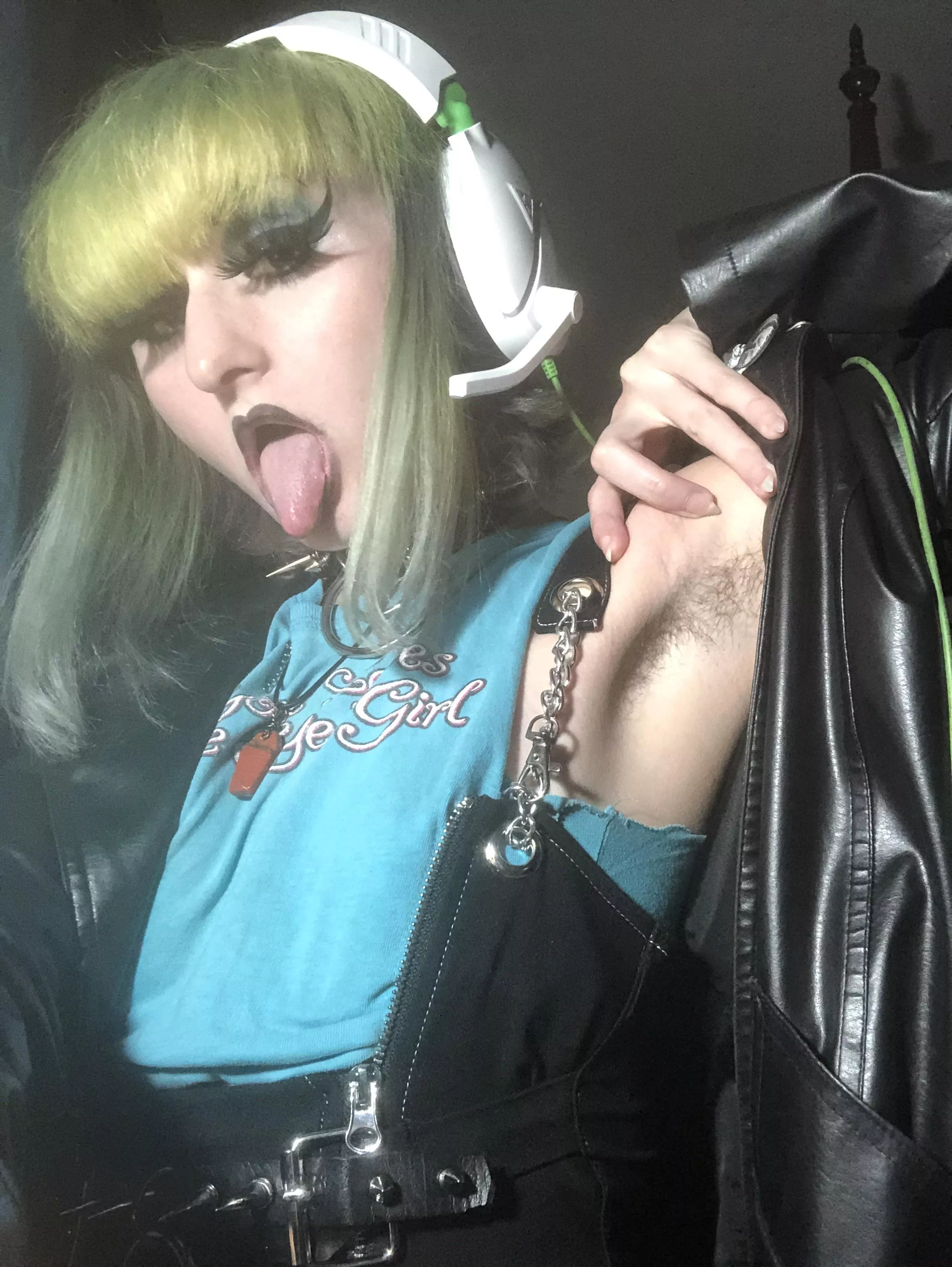 Wanna lick? Wanna lick?