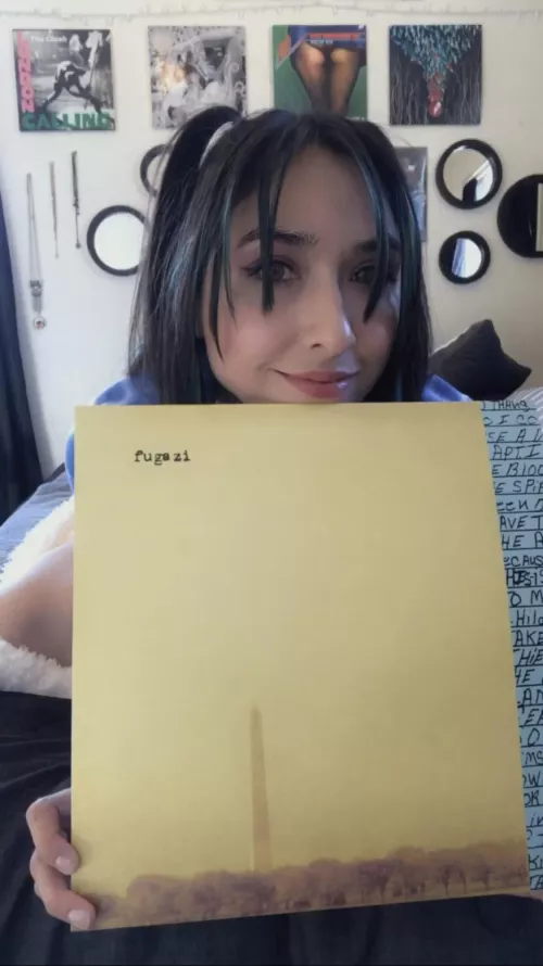 Wanna listen to records? [F]