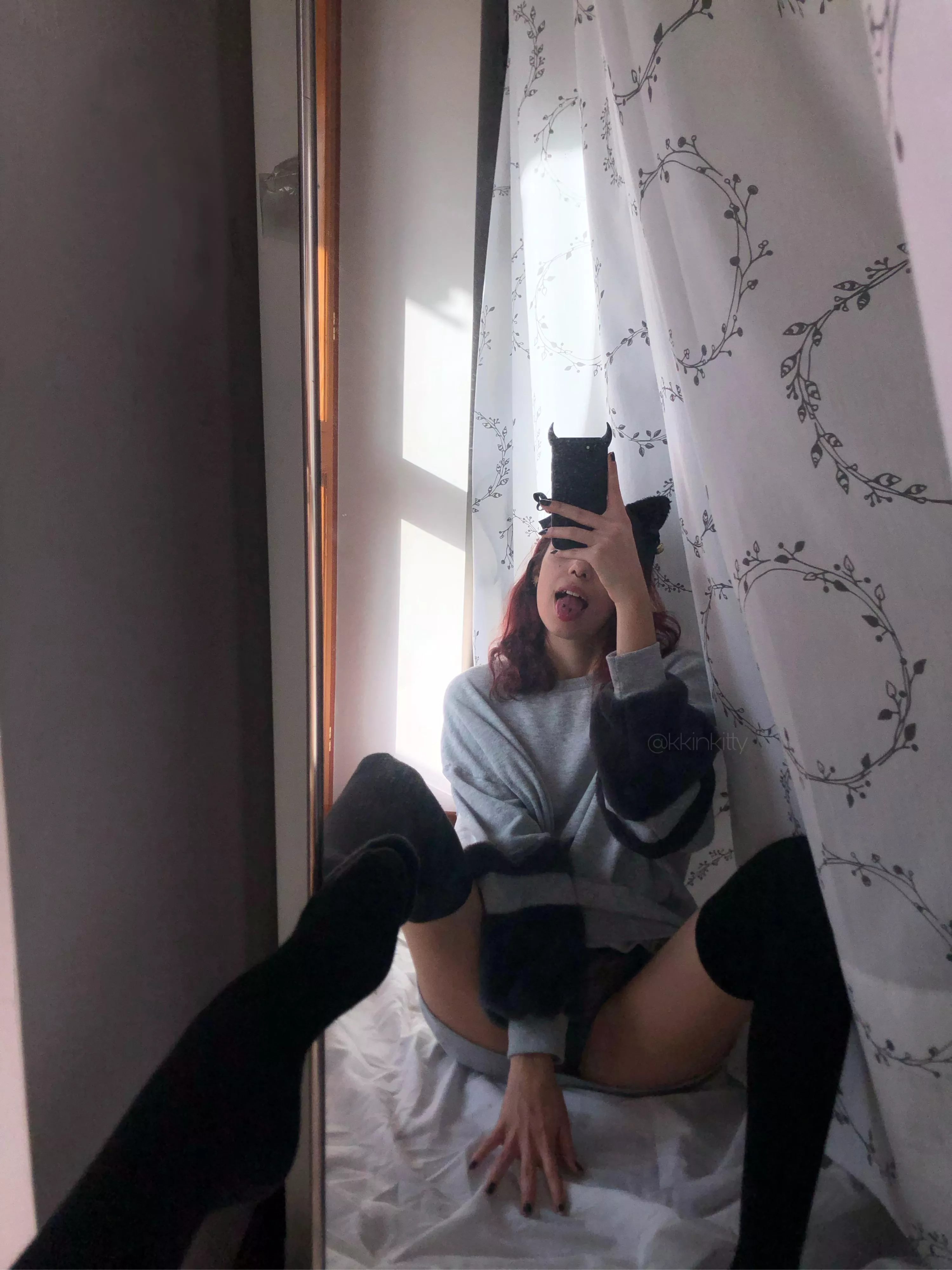 Wanna nextflix & chill with your horny cat gf?