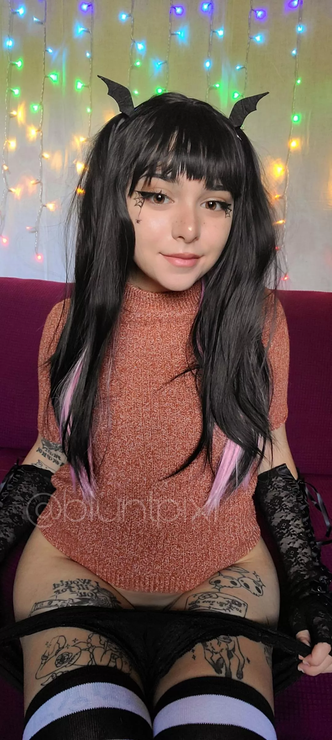 wanna peek? wanna peek?