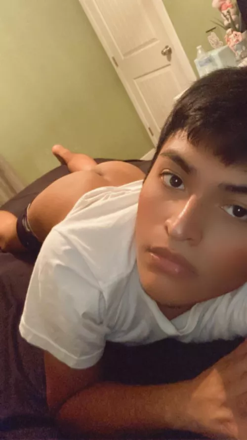 wanna play? โบ๏ธ