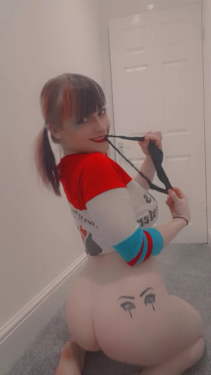 Wanna play with me puddin?♦️😈 Wanna play with me puddin?♦️😈