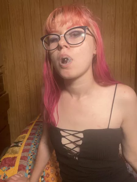 Wanna pop my bubble with your cock? ?