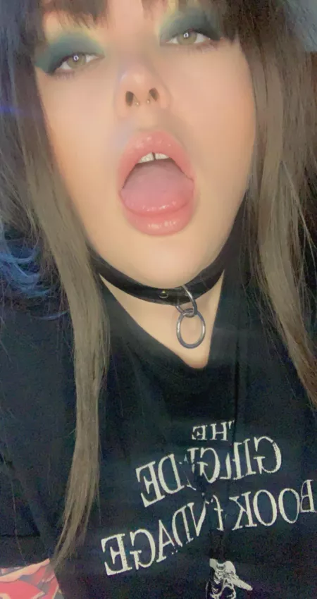 Wanna ruin this make up? ๐ค Wanna ruin this make up? ๐ค