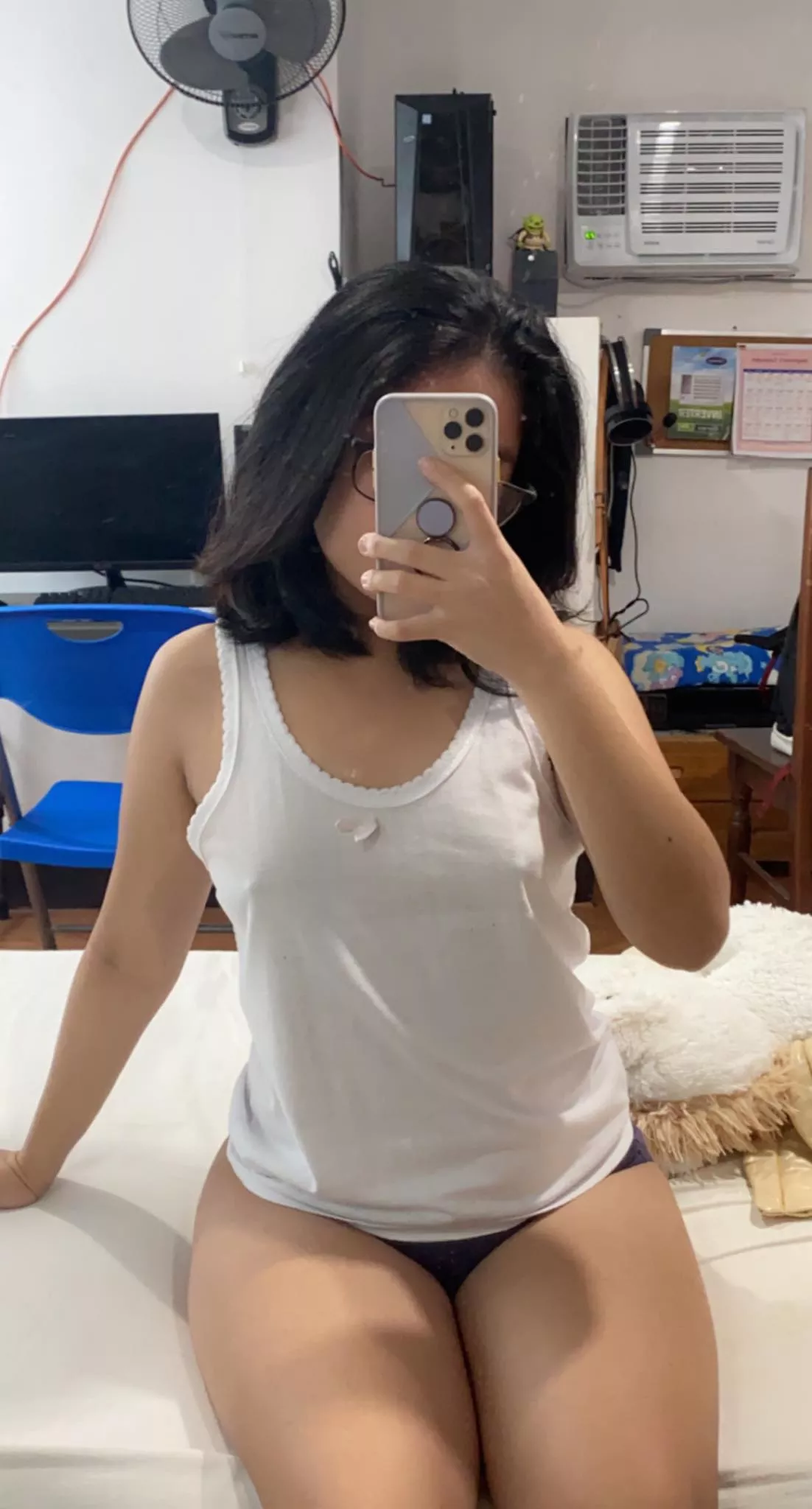 Wanna see me naked? Wanna see me naked?