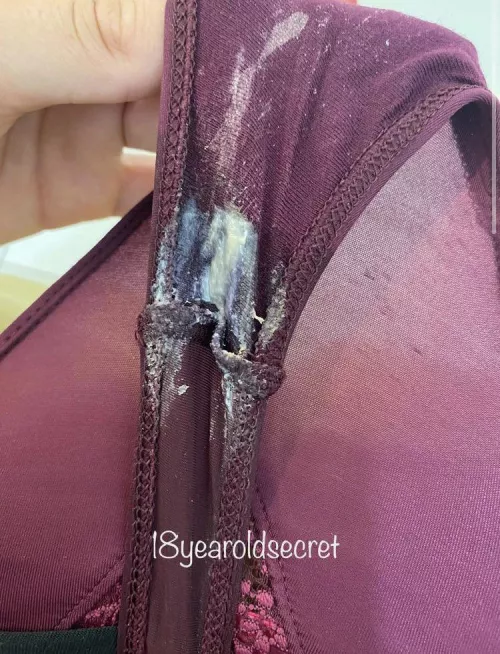 Wanna see me peel these off my wet college girl pussy? ?? [f]