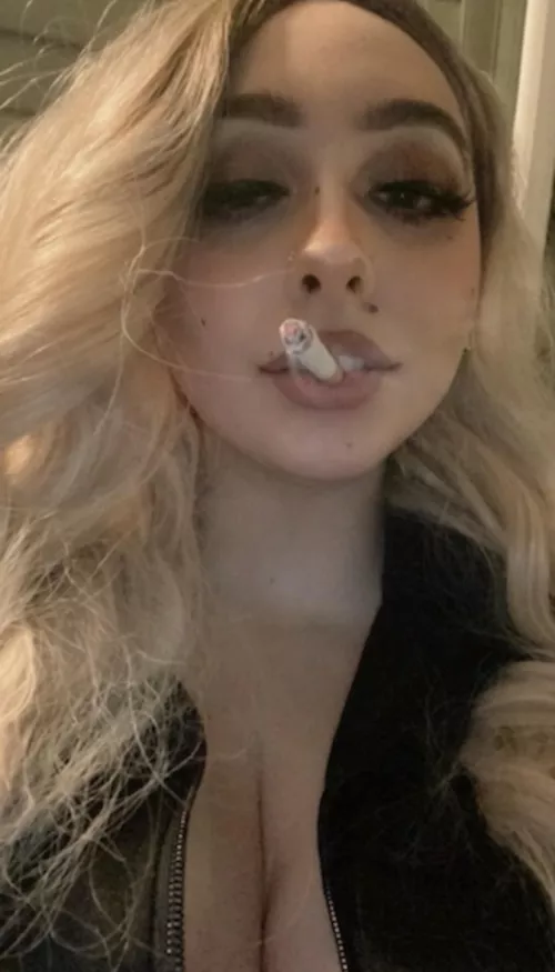 wanna see more cleavage?