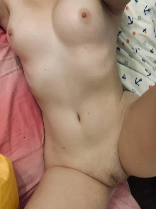 Wanna see more of me babe? link in the comments π