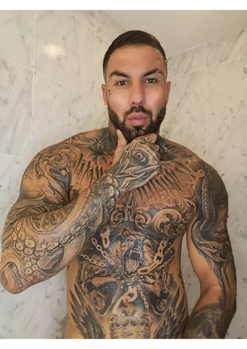 Wanna see the full pic ā¦ā¦.šš¦