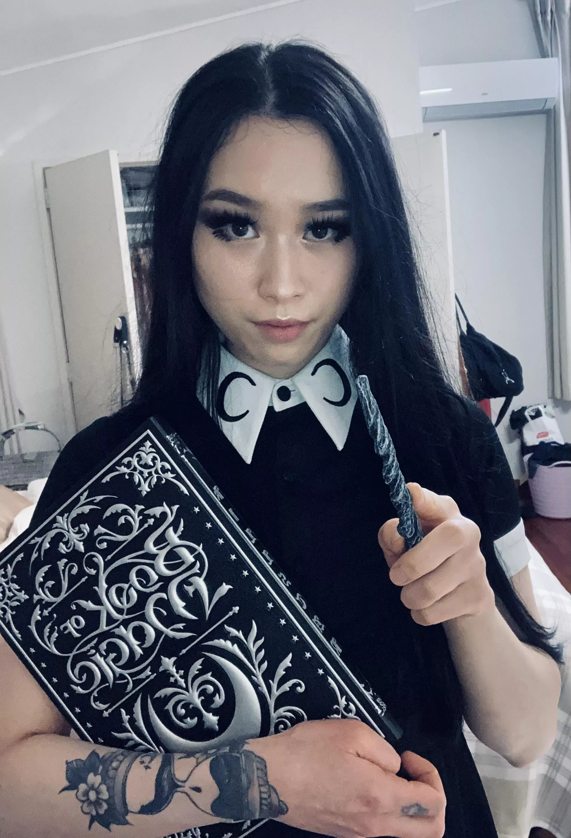 Wanna see what i can do with this wand? Wanna see what i can do with this wand?