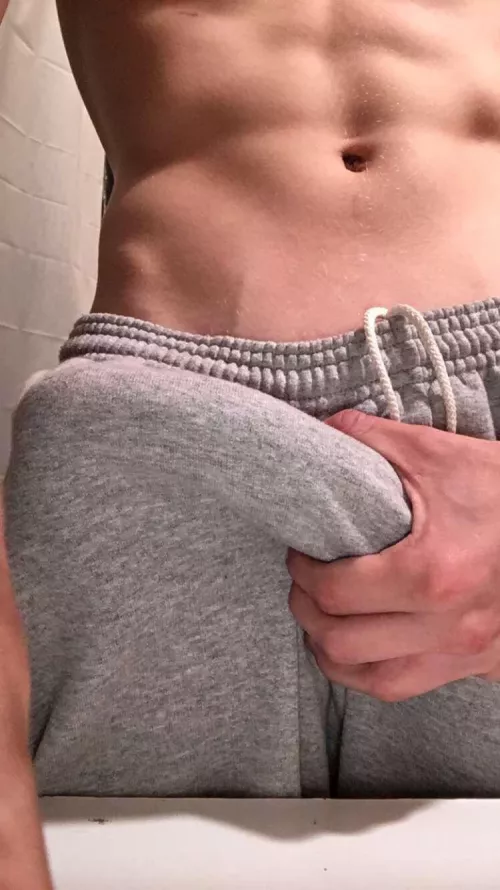 Wanna see whatโs underneath lmk