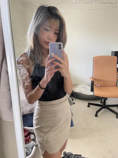wanna see whatβs underneath my clothes?