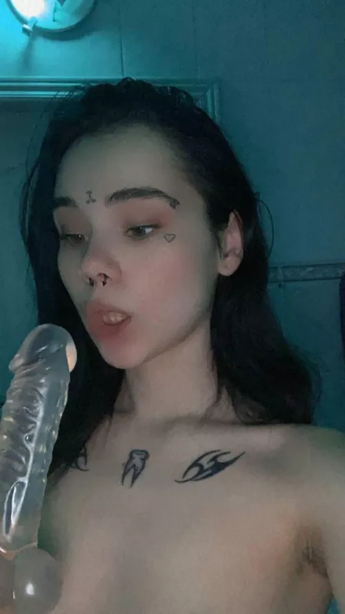 wanna show u somethig 😋