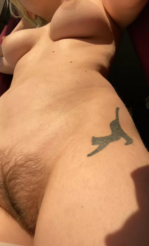 wanna sit on your cock so fucking much😳 wanna sit on your cock so fucking much😳