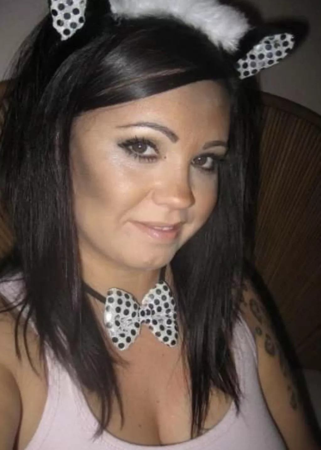 Wanna watch me suck my toes daddy? Follow me on Only Fans @luvthesetoes