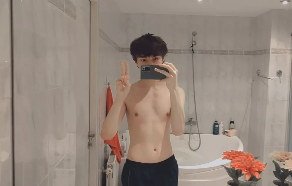 wanna watch new spiderman with me? 👉👈