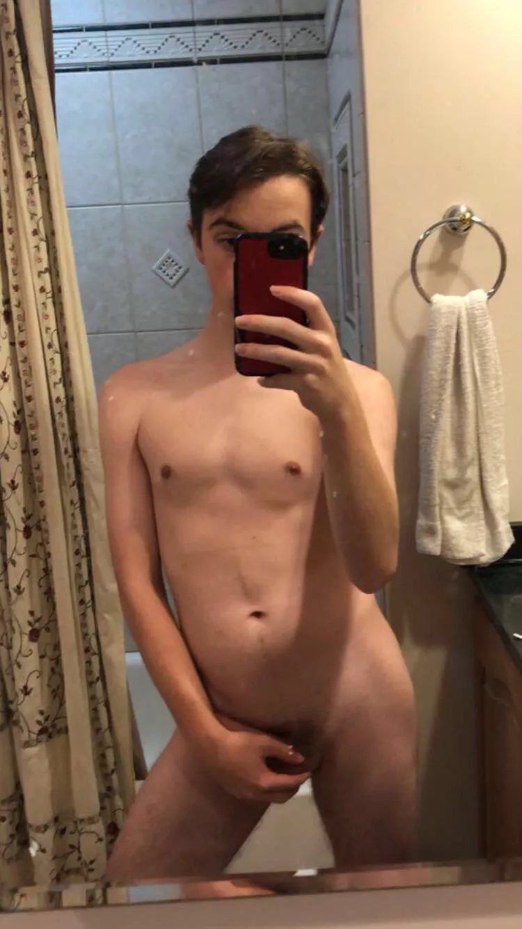 Want me to move my hand? DMs open