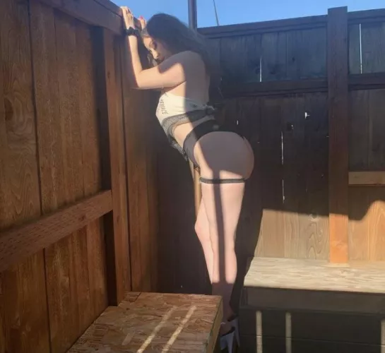 Want my 24y/o booty in your lap? [OC] [F]???