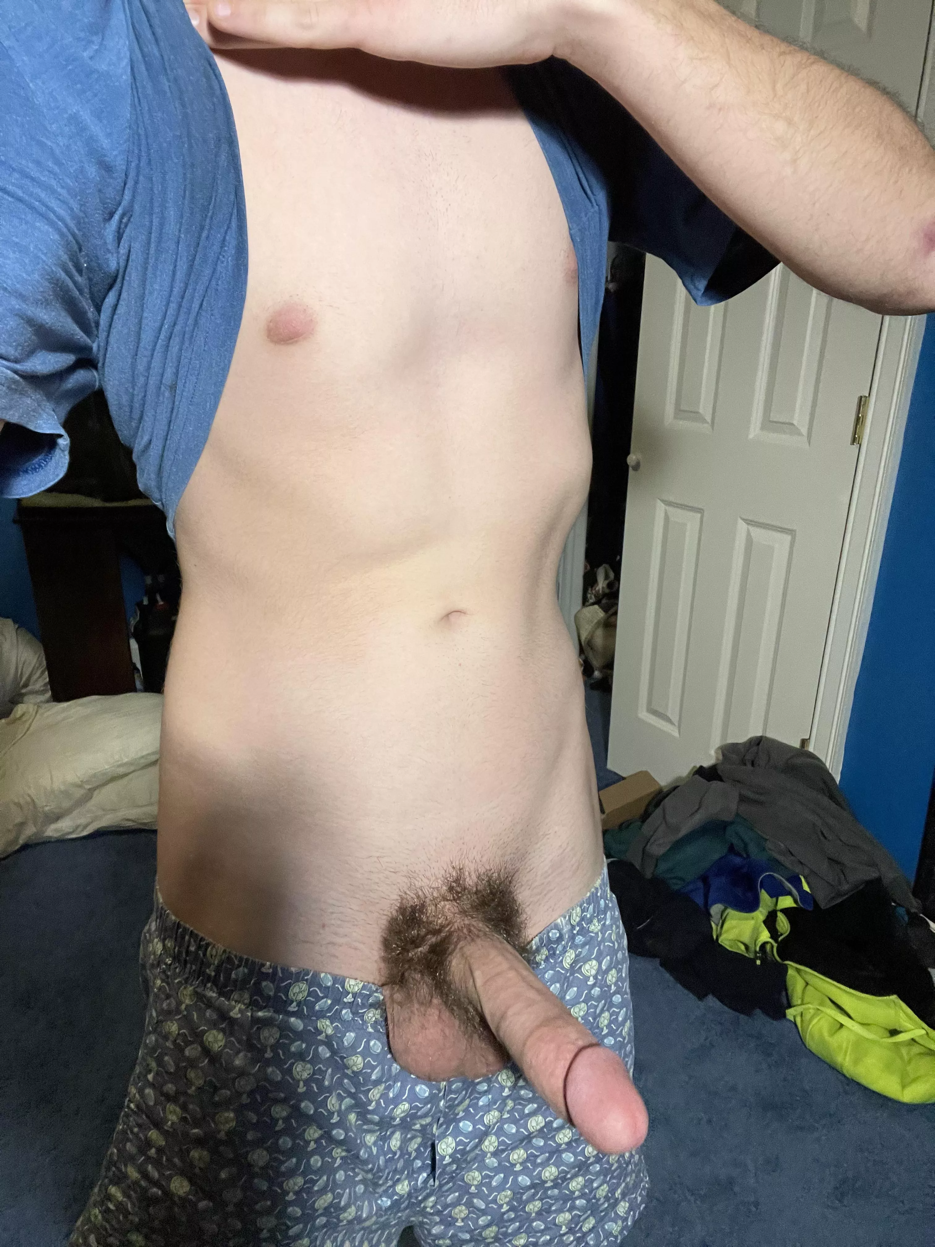 Want some? If you're fit under 24 hmu 🤤