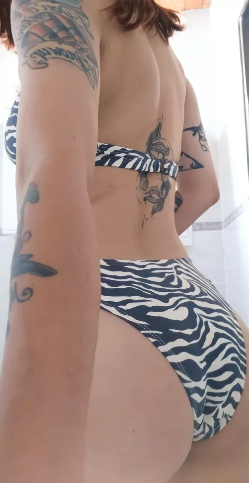 Want to come in my bath time? 💦