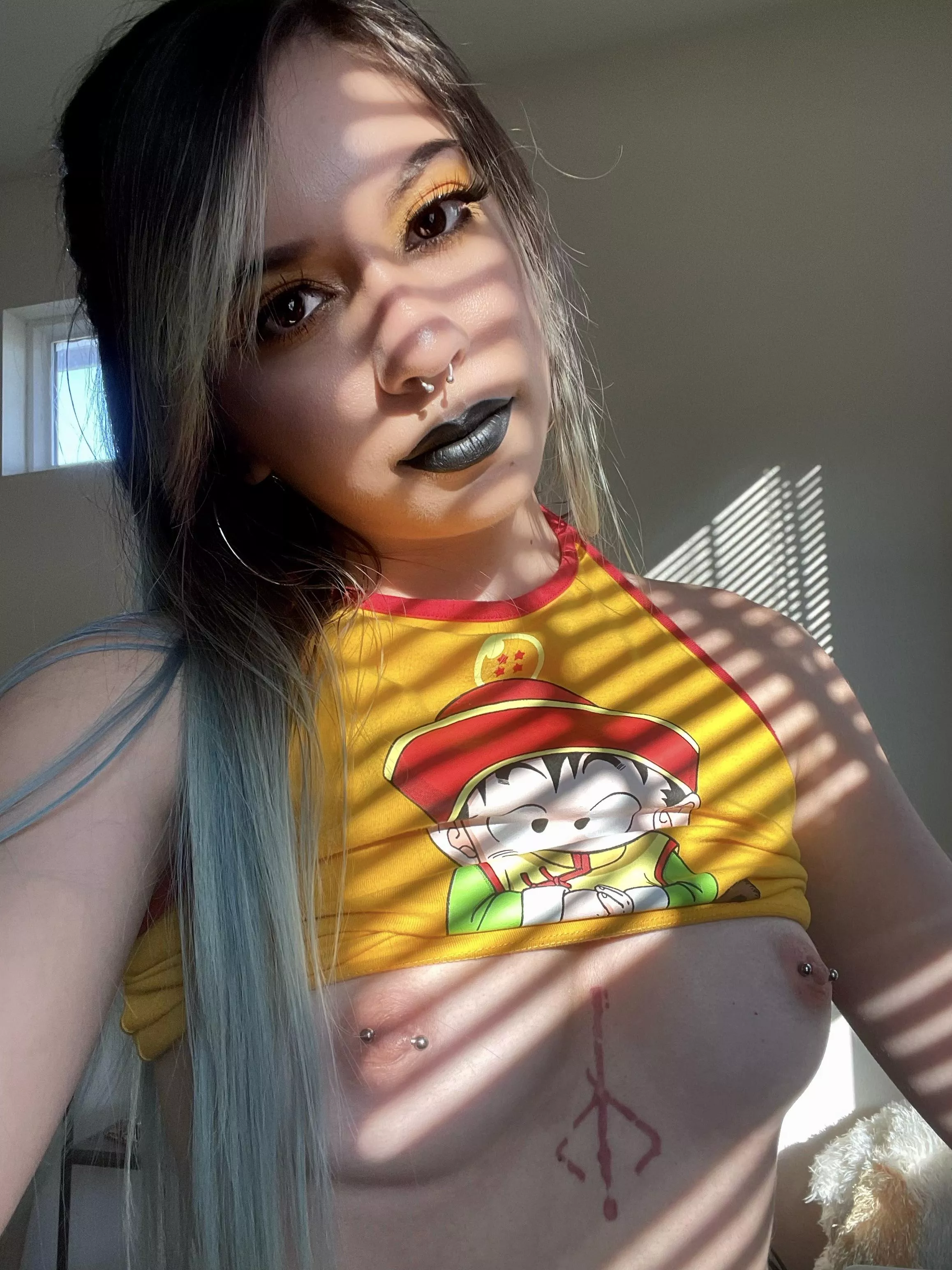 Want to cuddle while we watch some anime? Want to cuddle while we watch some anime?