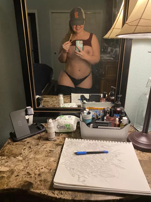 Want to cum and smoke with me 👅(f) 🙃