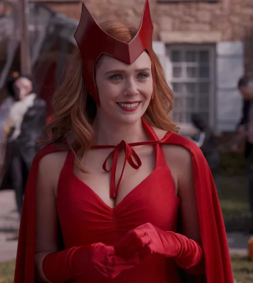 Want to fuck Elizabeth Olsen whilst she’s in her scarlet witch outfit Want to fuck Elizabeth Olsen whilst she’s in her scarlet witch outfit