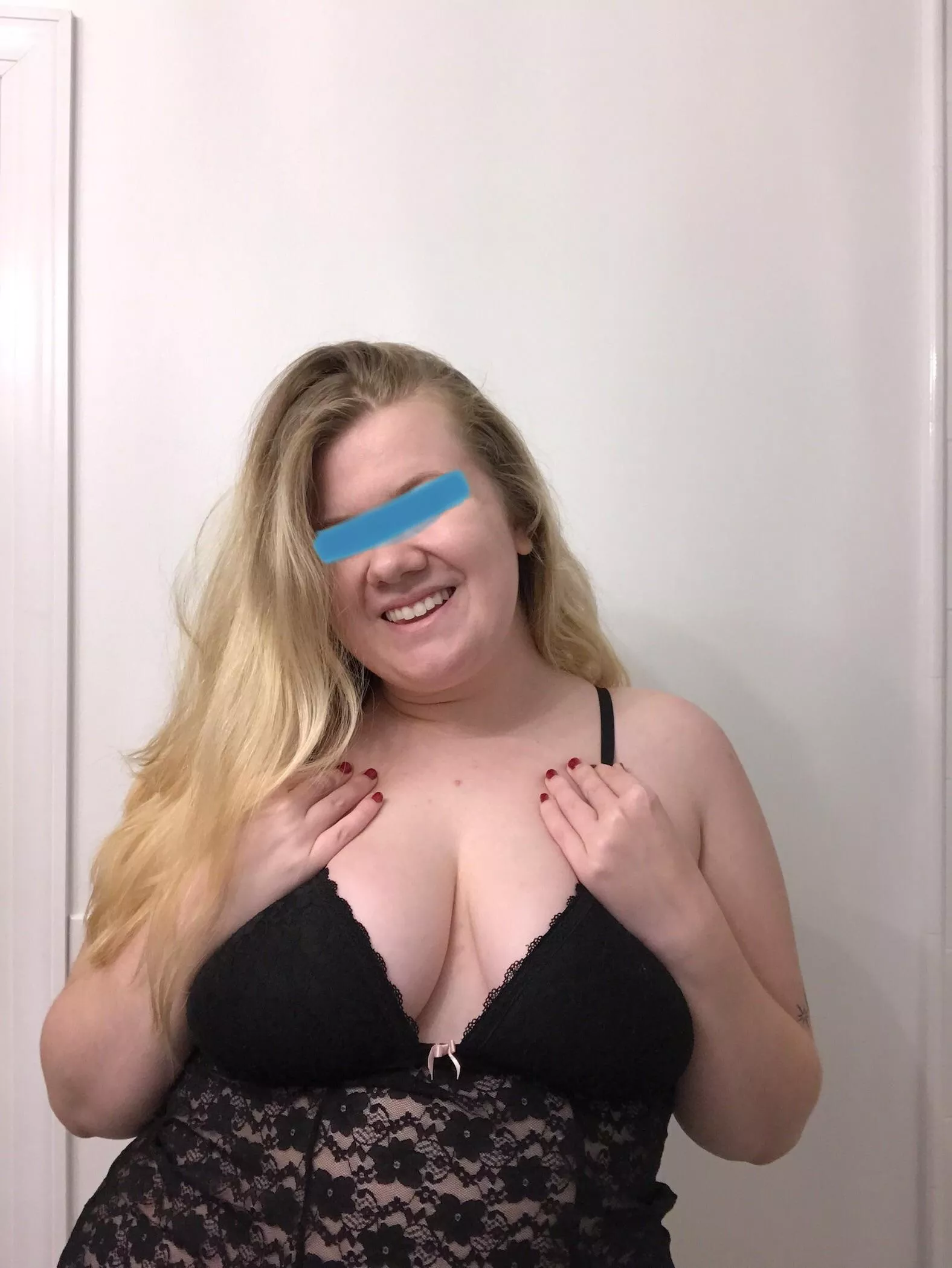 want to see more? link in comments! 💘 NO PPV! uncensored&fully nude pics&vids, dick ratings, fetish friendly!