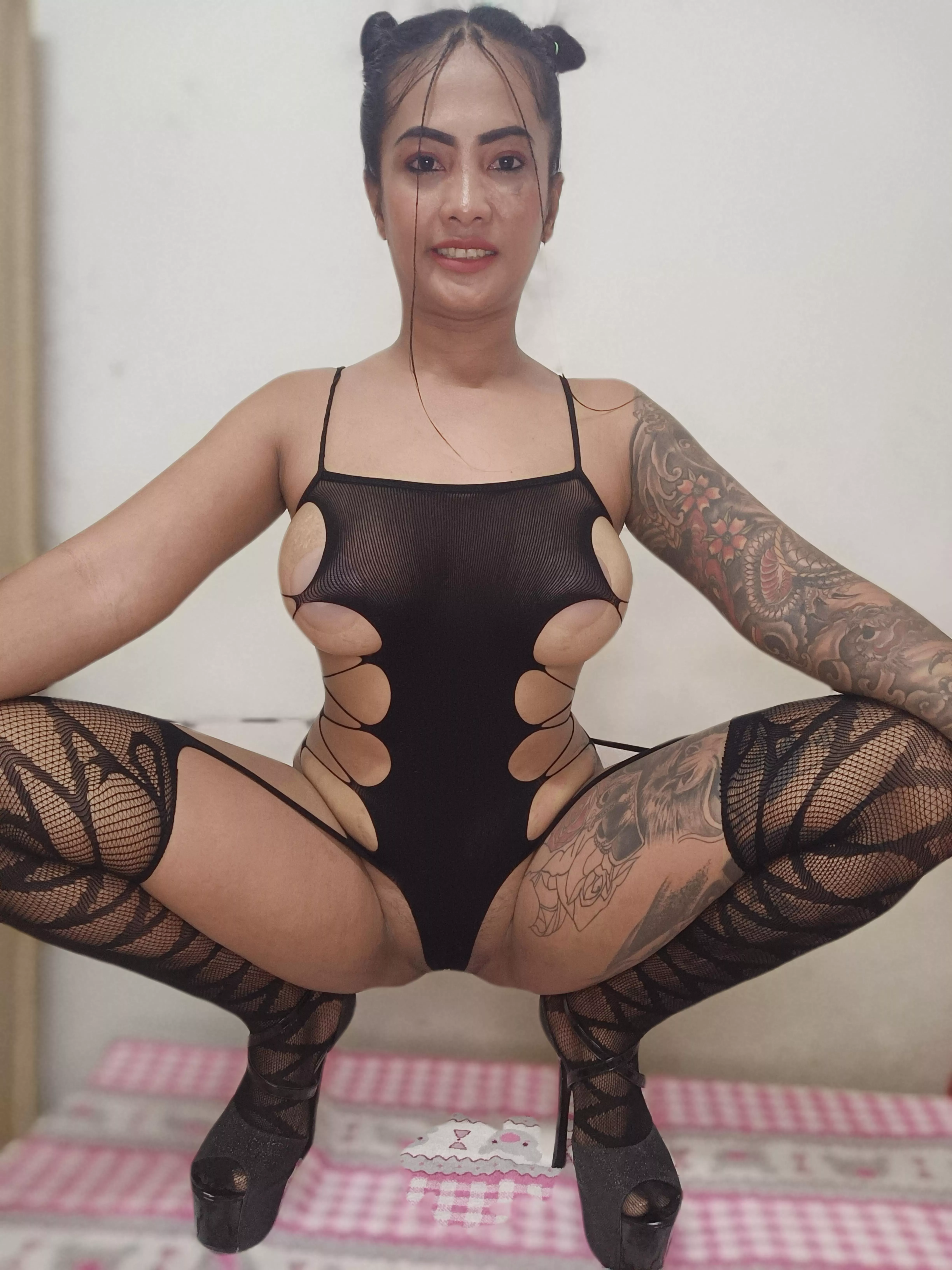 want to see my nipples... want to see my nipples...