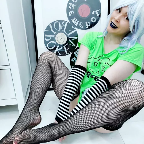 Want to see what's under? :P [f]