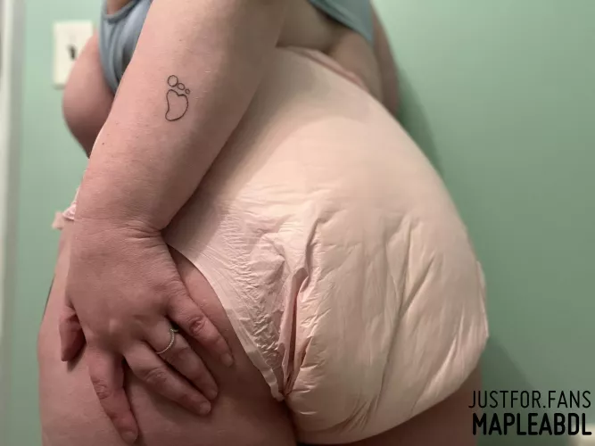 Wanted to show you my new tattoo 🦶