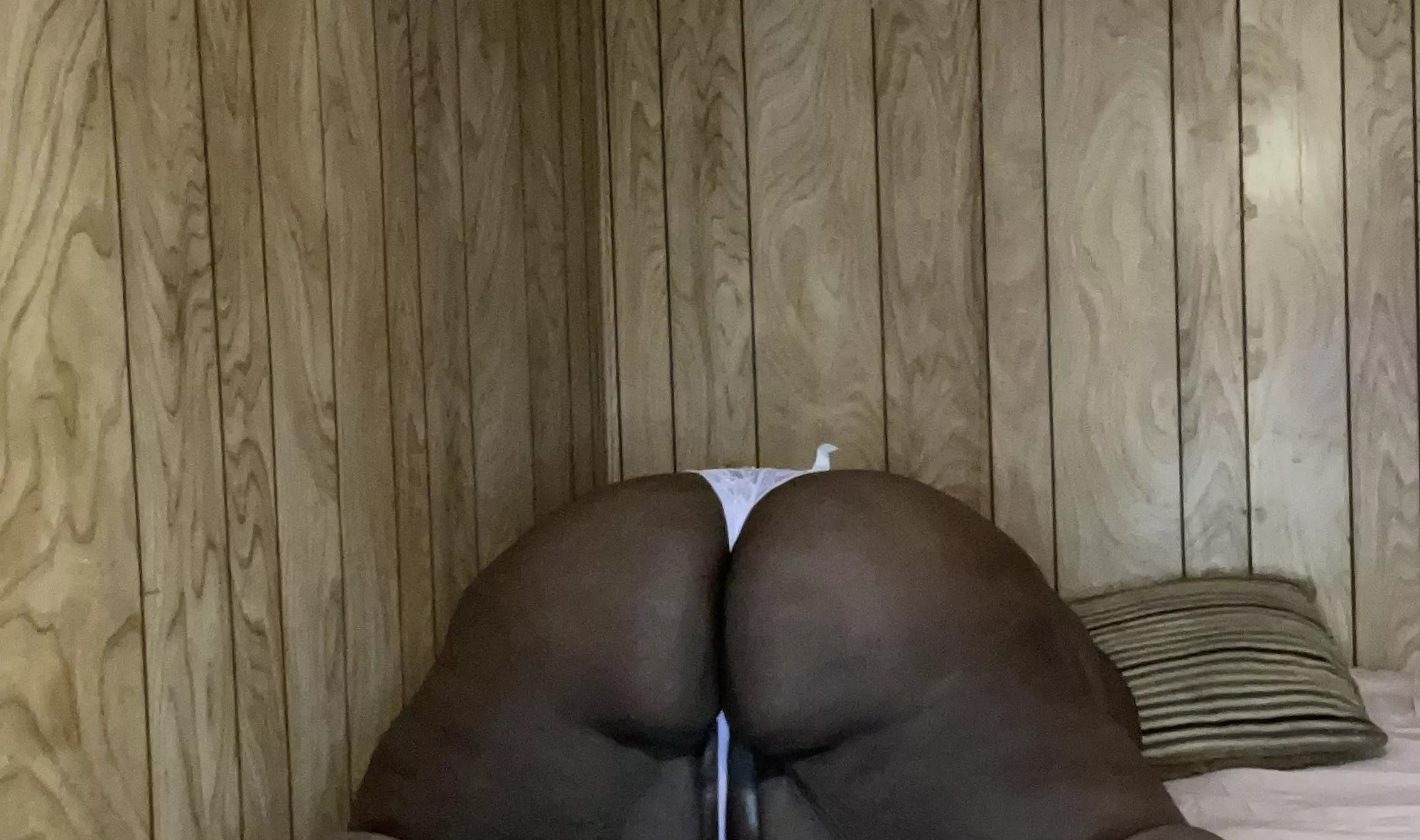 Wanting to find someone to plow my ass and pussy, but you can stare for now? I know you don’t have what it takes to please me. 😘