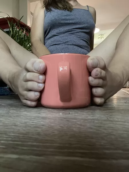Warming my toes this morning!! Warming my toes this morning!!