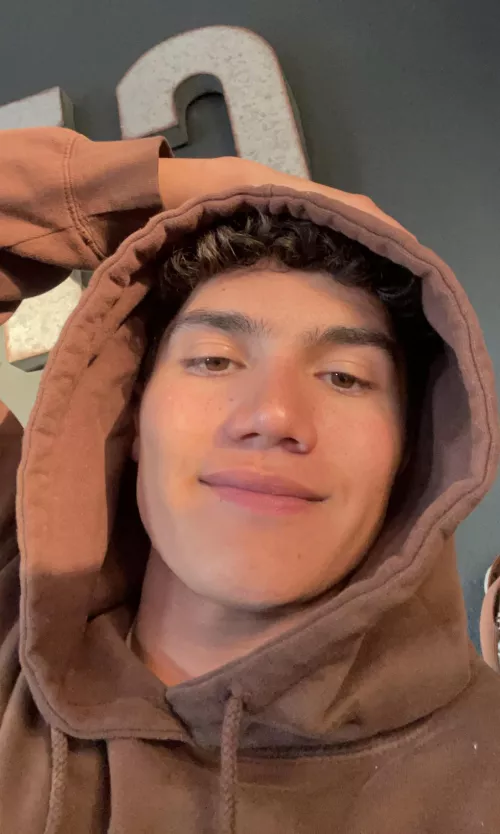 Was finally “cold” enough for a hoodie in SoCal 😅 Was finally “cold” enough for a hoodie in SoCal 😅