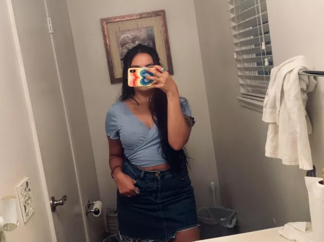 was going [f]or girl next door😇