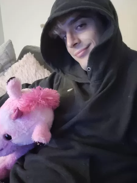 Watching some star wars and stoned wished someone would join me.๐๐๐๐ Watching some star wars and stoned wished someone would join me.๐๐๐๐