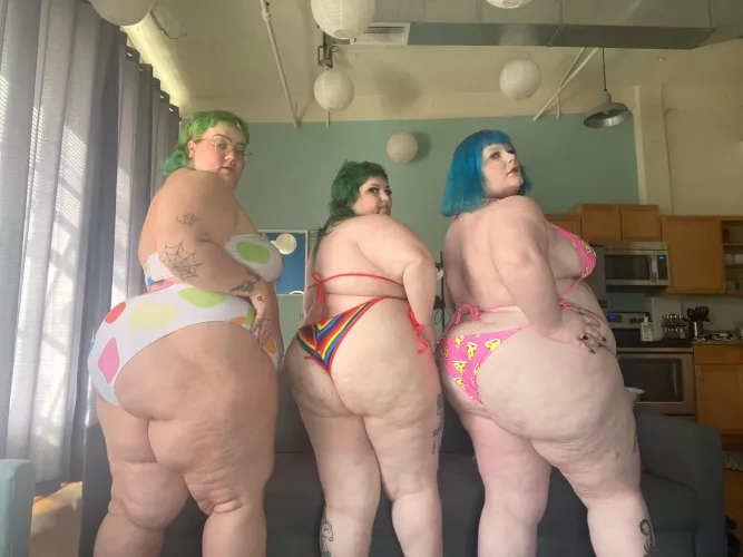 We couldn’t keep our hands off one another 🥵