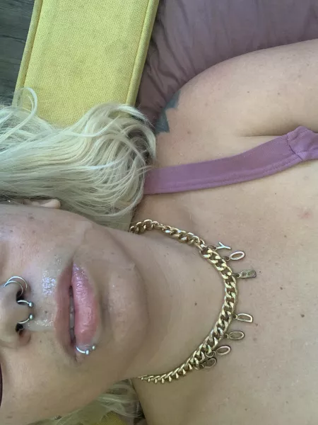 we did a sloppy cummie make out after πππ