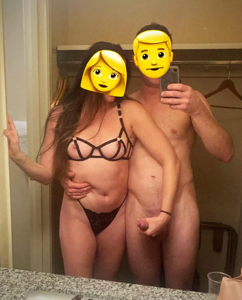 We didn’t let a slow night at the sex club slow us down 😈