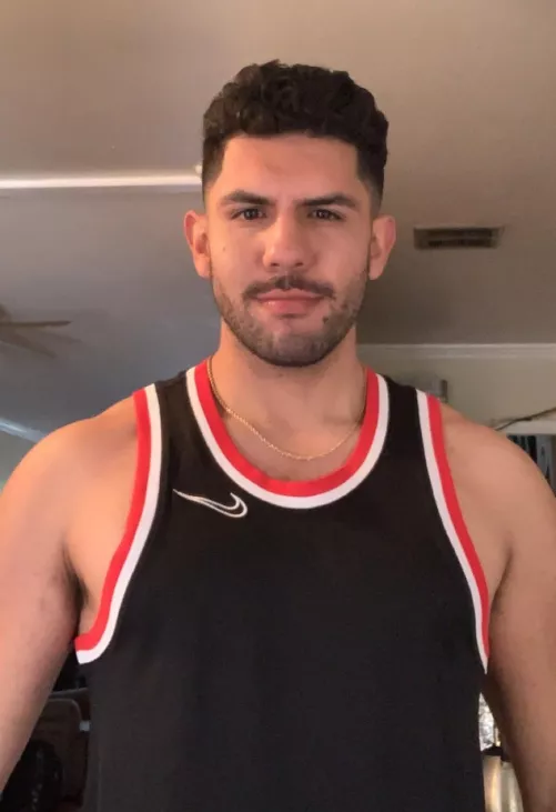 we wear red on valentines day