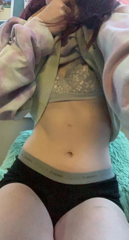 wearing my boyfriends underwear to bed after my boy makes me cum:) [f18]