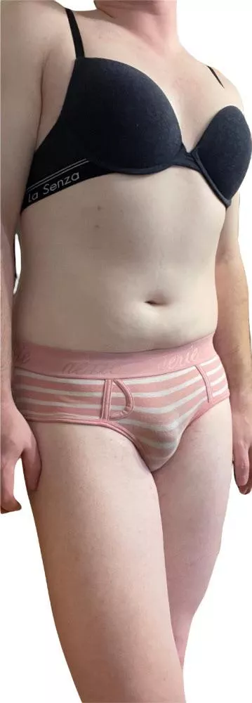 wearing this under my work clothes today 🥰