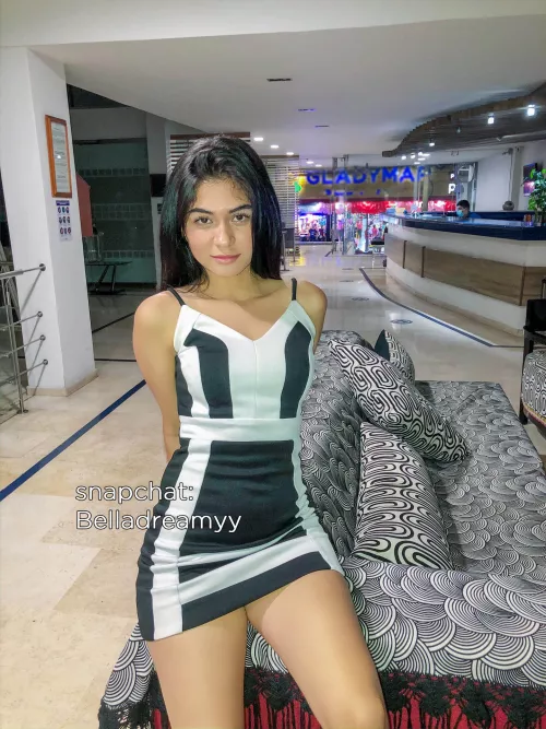 Webcam selfies before bed. ✌️[F] [19]