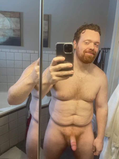 Weird smile, but 🤷🏼♂️