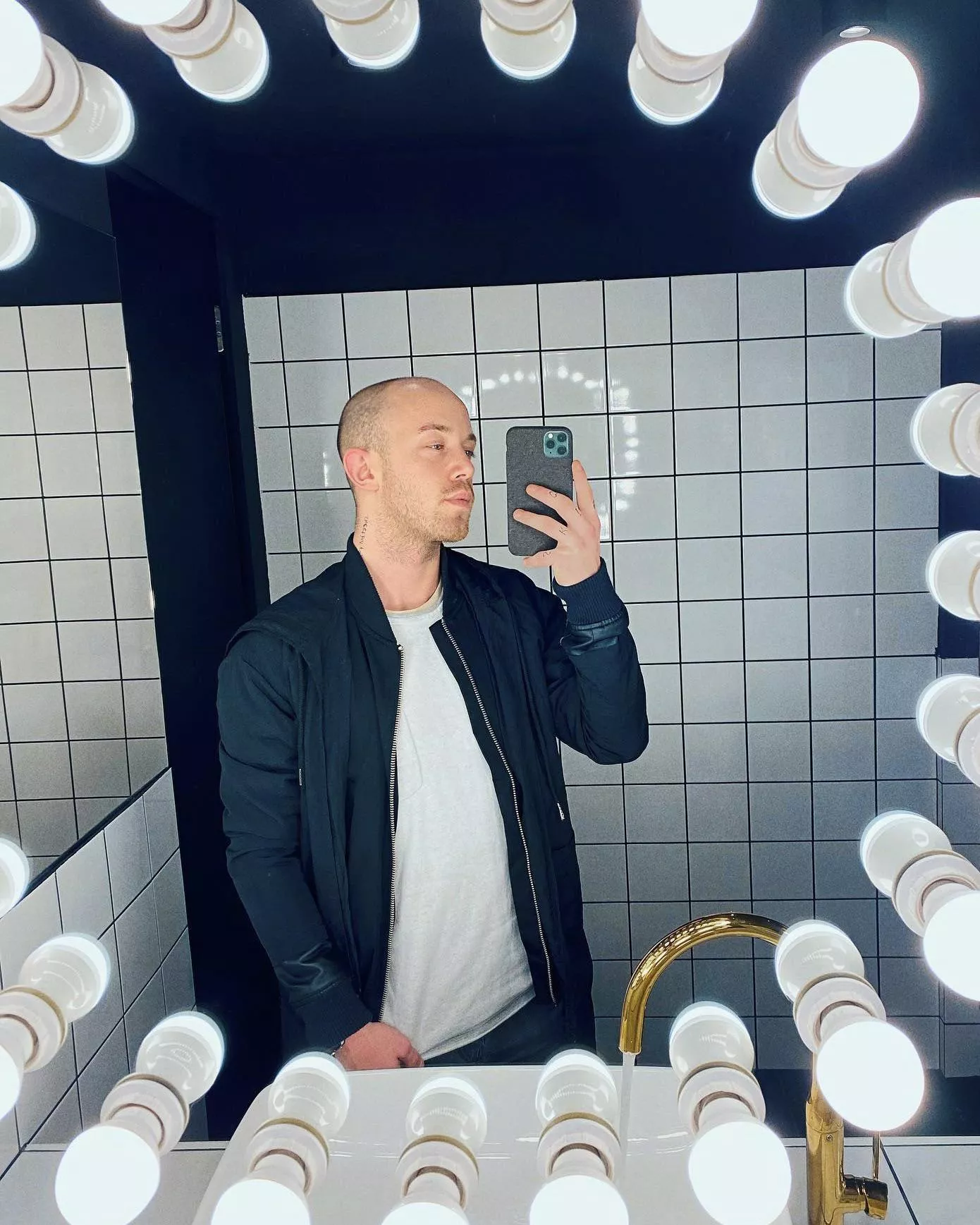 well good morning to me 🥵